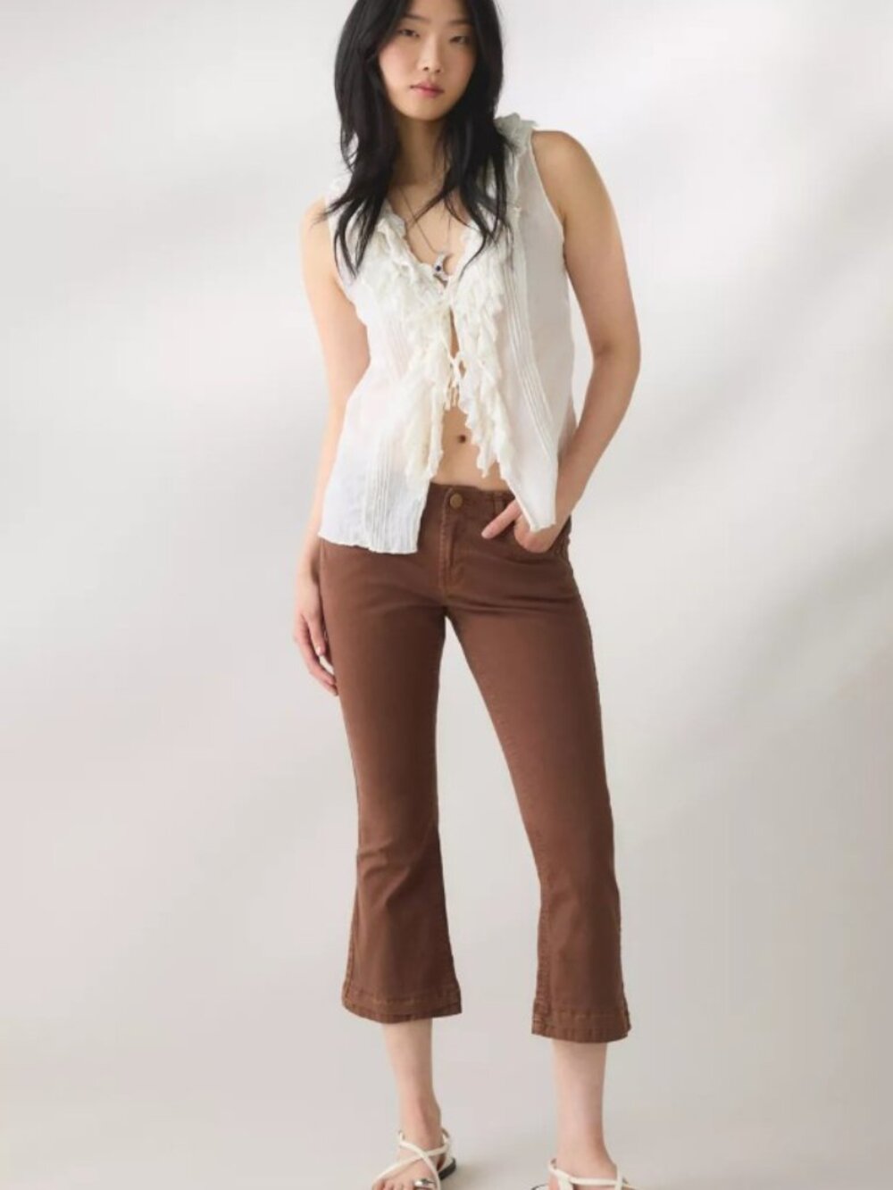 Kimchi Blue Kick It Cropped Flare Pants Brown Size 27